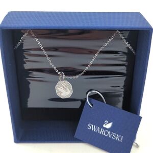 Swarovski Iconic Swan Necklace 5621098